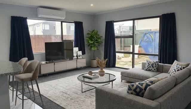 2/6 Woodside Road, Manurewa