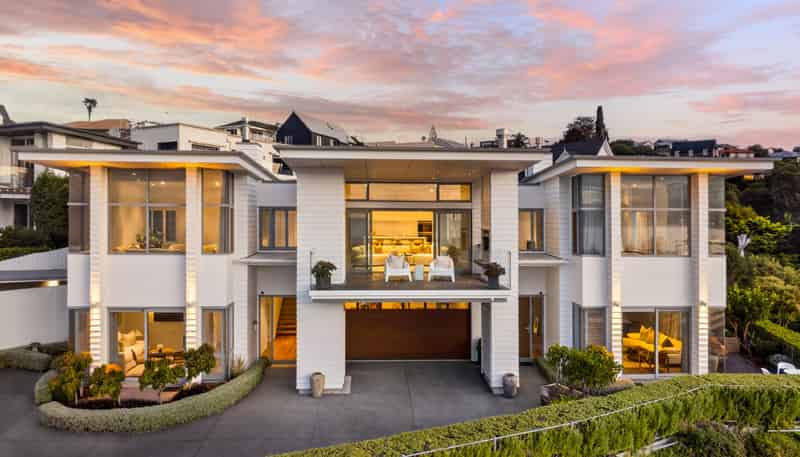 40 Roslyn Road, Bluff Hill