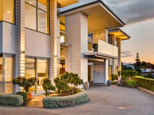 40 Roslyn Road, Bluff Hill