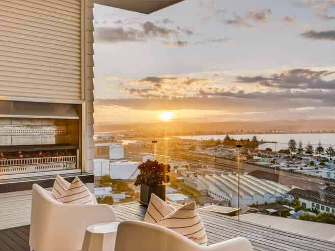 40 Roslyn Road, Bluff Hill