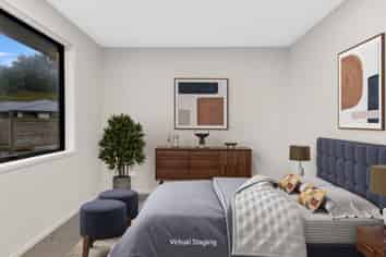8A Frederick Place, Whalers Gate