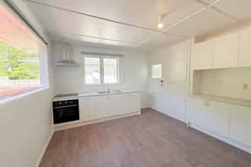 16 Sunny Grove, Wainuiomata