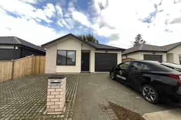 57  Rorotu Ave, Karaka