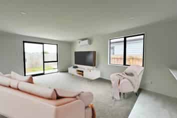 57  Rorotu Ave, Karaka