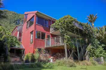 4629 State Highway 6, Te Miko