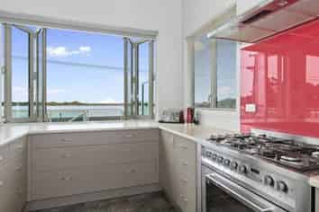 1897 Ngunguru Road, Ngunguru