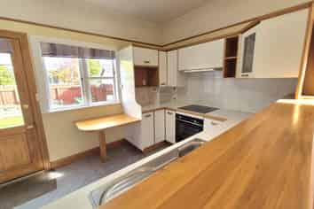 22 Rossiter Avenue, Waterloo