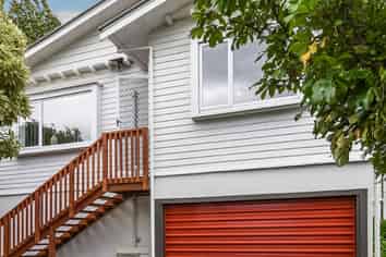 134 St Vincent Street, Toi Toi