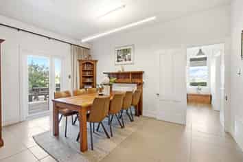 8 Dudley Road, LYTTELTON