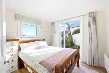 8 Dudley Road, LYTTELTON