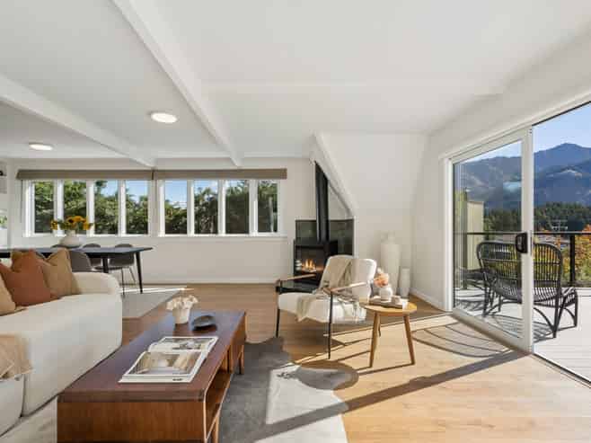 696 Peninsula Road, Kelvin Heights