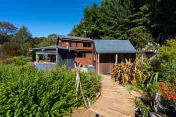 463 Finlayson Road, Waihola