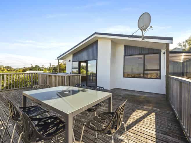 13 Seaview Road, Brighton