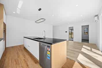 21 Tuwai Crescent, Opaheke