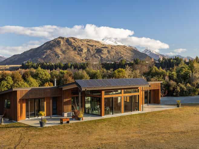 39 Old School Road, Lower Shotover