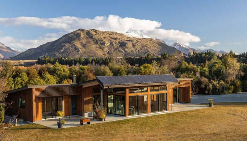 39 Old School Road, Lower Shotover