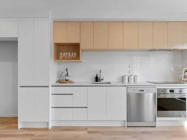 3/25 Warren Avenue, Three Kings