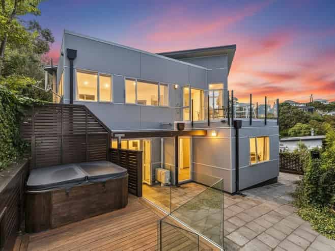 70A Buckley Road, Southgate