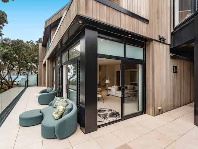 218A Lake Road, Hauraki