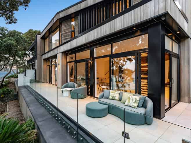 218A Lake Road, Hauraki