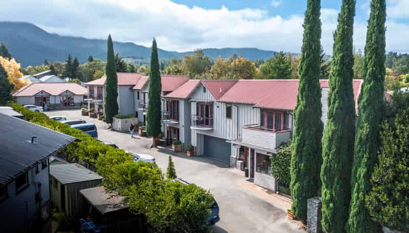 6 Leamington Street, Hanmer Springs