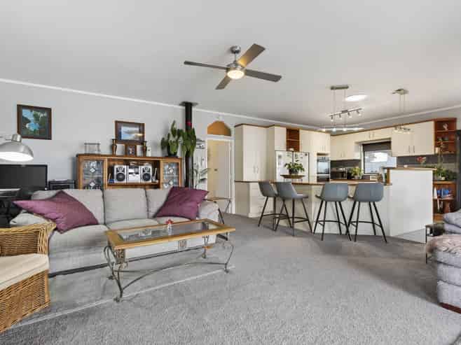 195 One Tree Point Road, One Tree Point