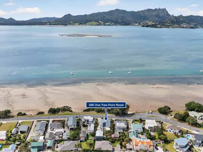 195 One Tree Point Road, One Tree Point