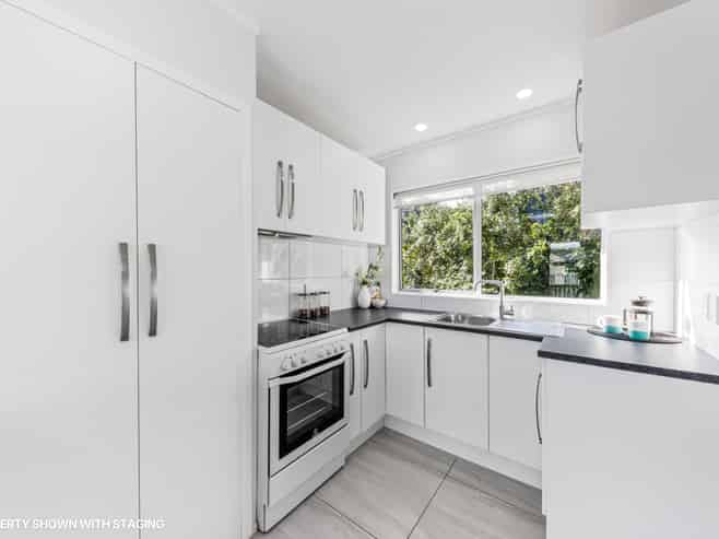 10/41 Anzac Road, Browns Bay