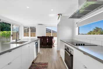 9 Queen Palms Road, Te Puke