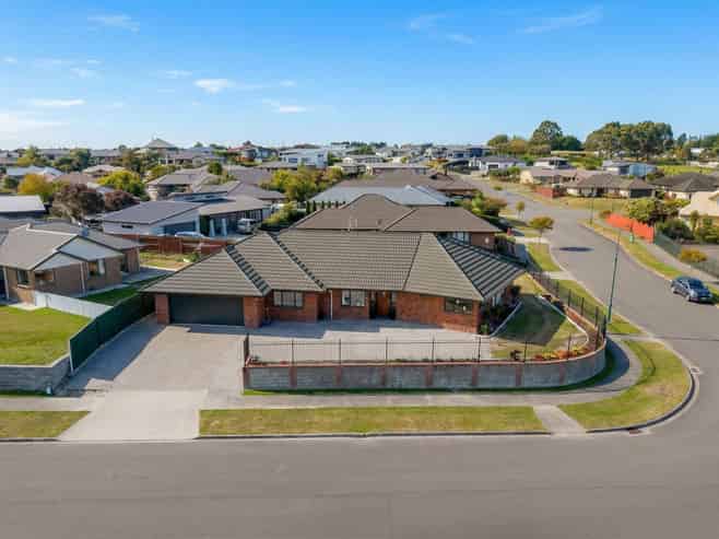2 Masefield Terrace, Kelvin Grove