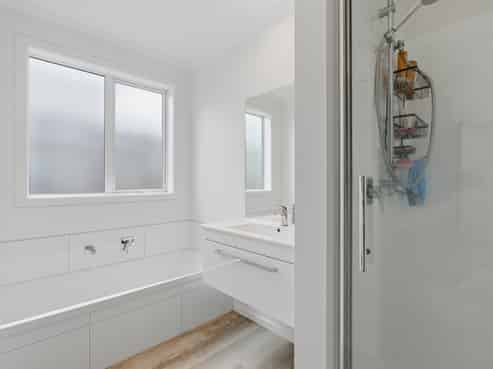 50A Puhirake Crescent, Pyes Pa