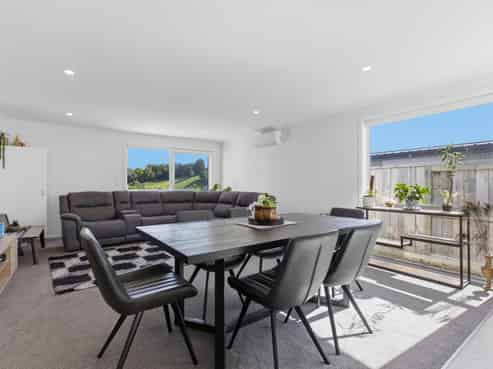 50A Puhirake Crescent, Pyes Pa