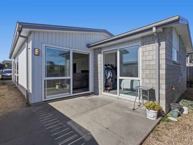 50A Puhirake Crescent, Pyes Pa