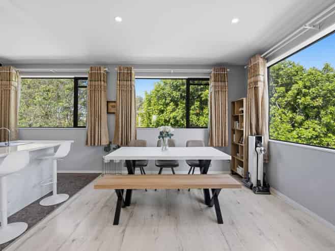 11A Ludlow Terrace, Totara Vale