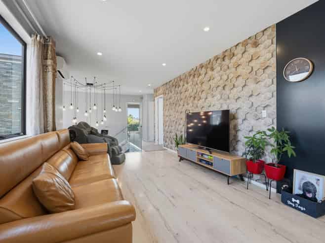 11A Ludlow Terrace, Totara Vale