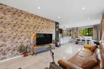 11A Ludlow Terrace, Totara Vale