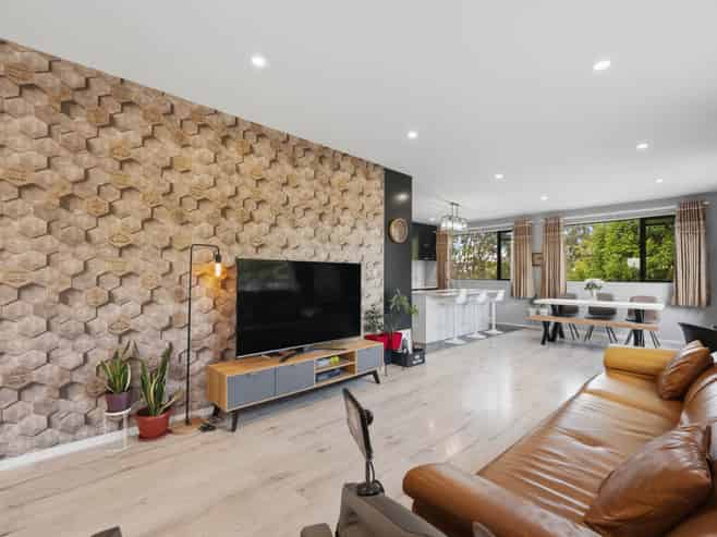 11A Ludlow Terrace, Totara Vale