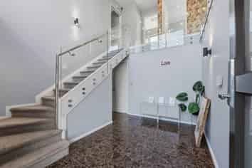 11A Ludlow Terrace, Totara Vale