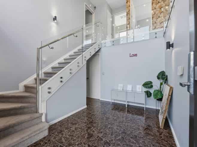 11A Ludlow Terrace, Totara Vale