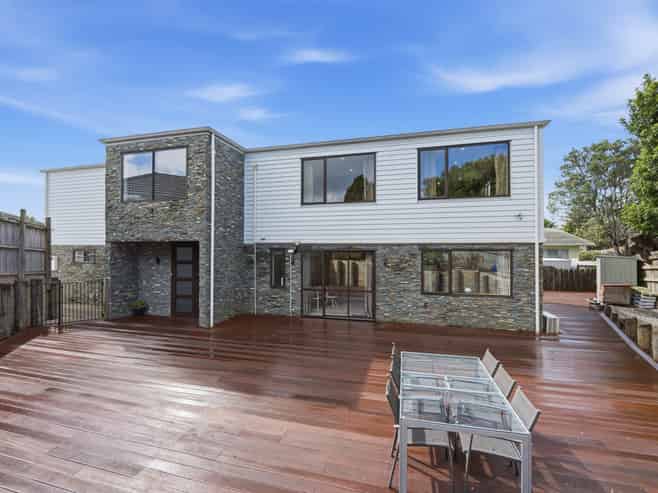 11A Ludlow Terrace, Totara Vale