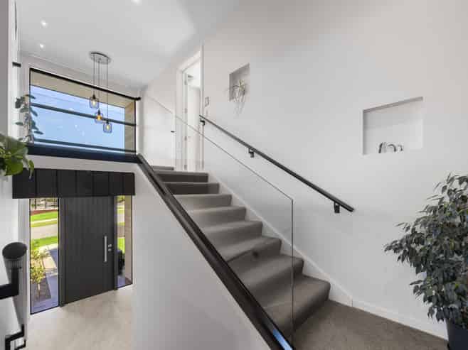 8 Mills Road, Wanaka