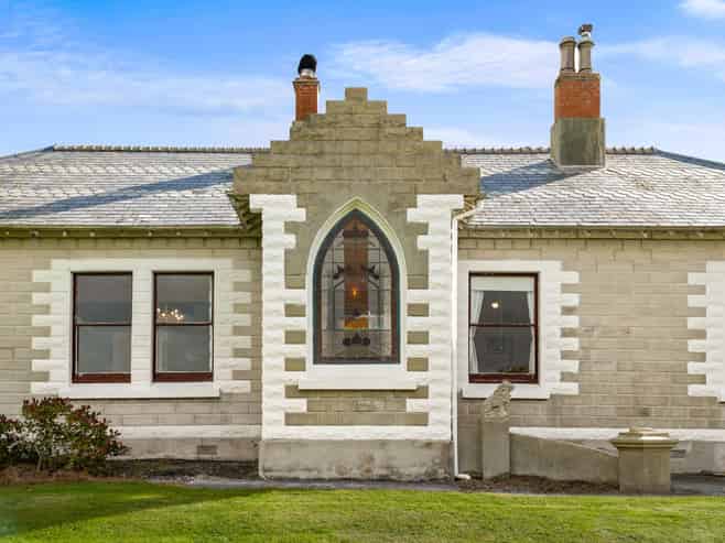 66 Riverbank Road, Inch Clutha