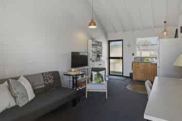 10/225 State Highway 1, Oruatua