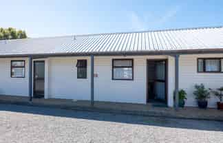 10/225 State Highway 1, Oruatua