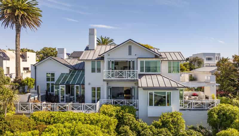 8 Elizabeth Road, Bluff Hill