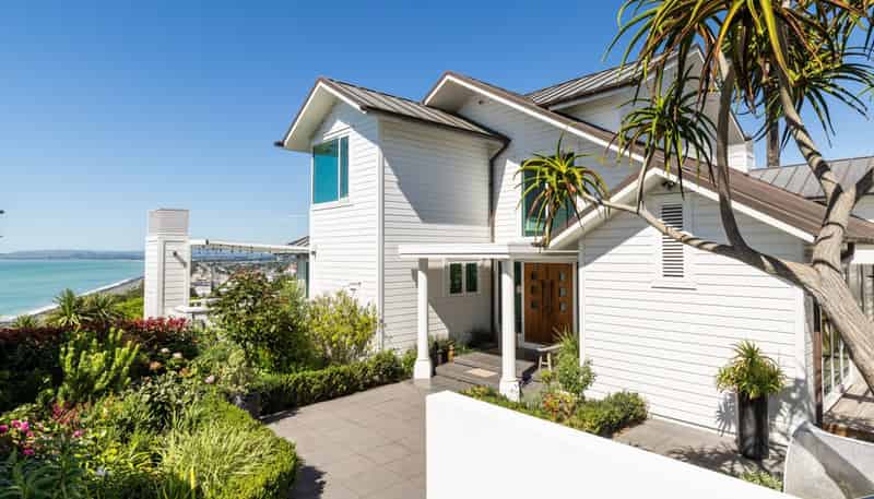 8 Elizabeth Road, Bluff Hill