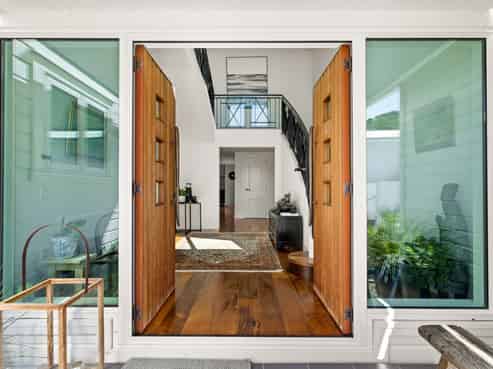 8 Elizabeth Road, Bluff Hill