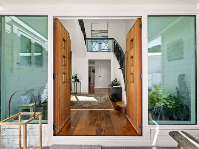 8 Elizabeth Road, Bluff Hill