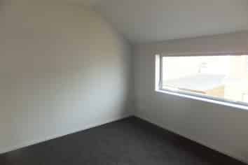 1/48 Brockworth Place , Riccarton