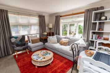 117 Severn Street (Bottom Unit), Island Bay